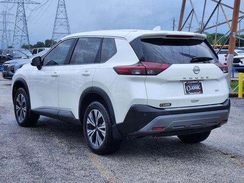 White 2023 Nissan Rogue SV