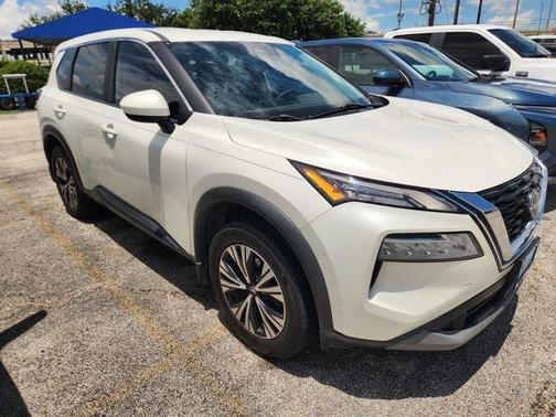 White 2023 Nissan Rogue SV