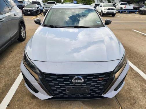 Gray Sky Pearl 2023 Nissan Altima 2.5 SR