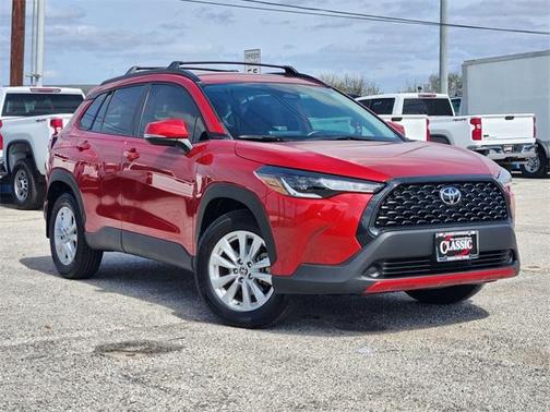 2024 Toyota Corolla Cross LE