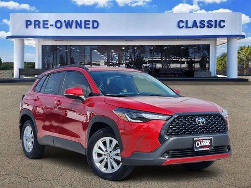 2024 Toyota Corolla Cross LE