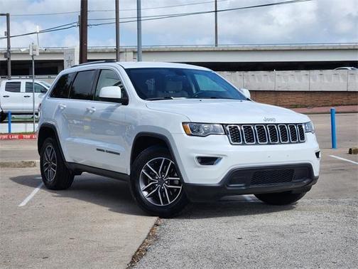 2017 Jeep Grand Cherokee Laredo