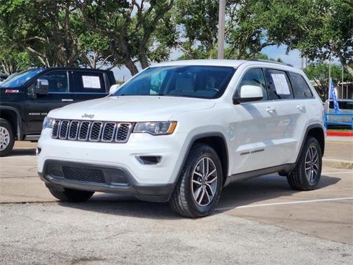 2017 Jeep Grand Cherokee Laredo
