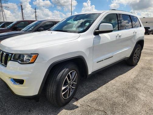 2017 Jeep Grand Cherokee Laredo