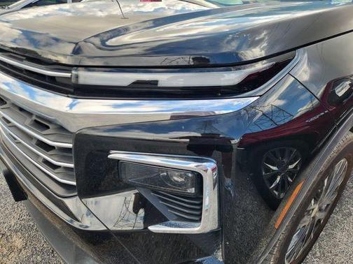 Mosaic Black Metallic 2025 Chevrolet Traverse LT