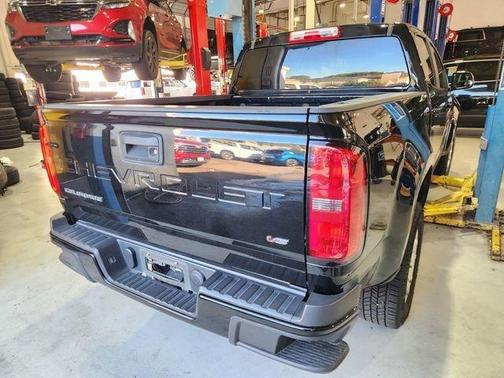 Black 2021 Chevrolet Colorado LT