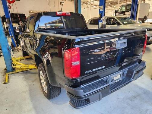 Black 2021 Chevrolet Colorado LT