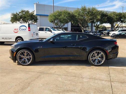 2023 Chevrolet Camaro LT1