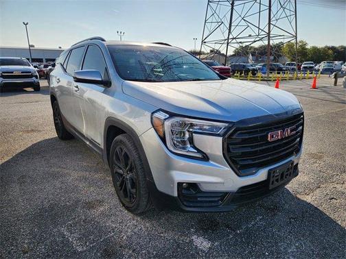 2022 GMC Terrain SLT