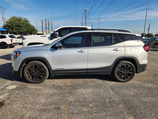 2022 GMC Terrain SLT