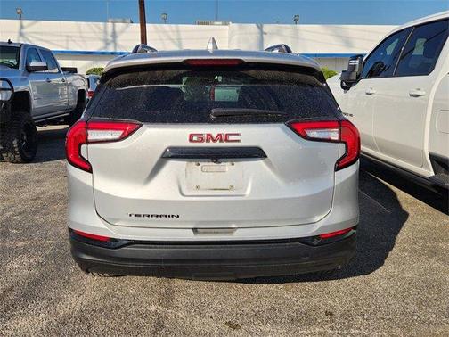 2022 GMC Terrain SLT