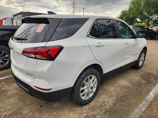 Summit White 2024 Chevrolet Equinox LT