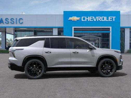 2025 Chevrolet Traverse RS