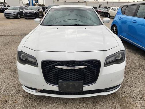 2019 Chrysler 300 S