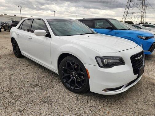 2019 Chrysler 300 S