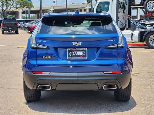 2022 Cadillac XT4 Sport