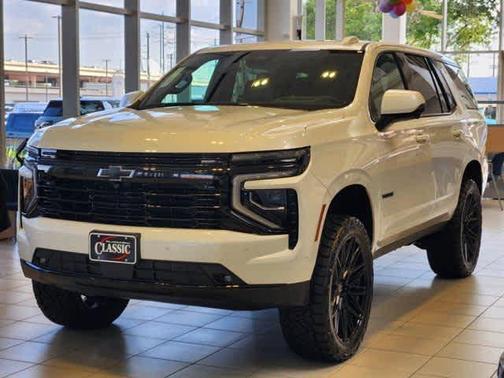 2025 Chevrolet Tahoe RST