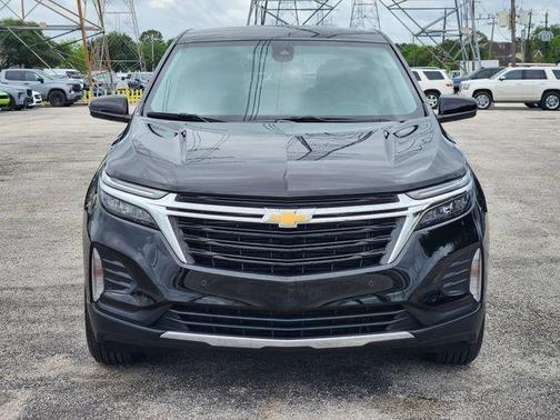 Mosaic Black Metallic 2024 Chevrolet Equinox LT