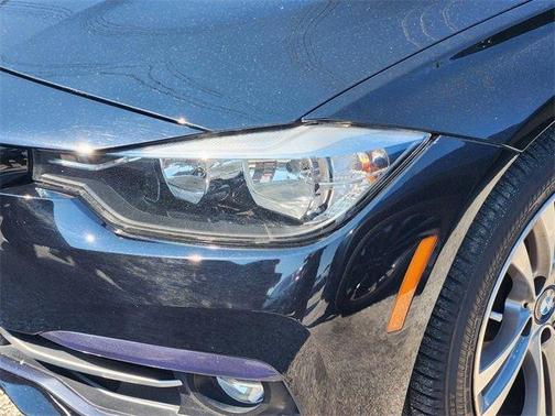 2017 BMW 330e iPerformance