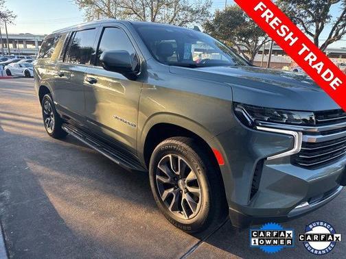 2023 Chevrolet Suburban LT