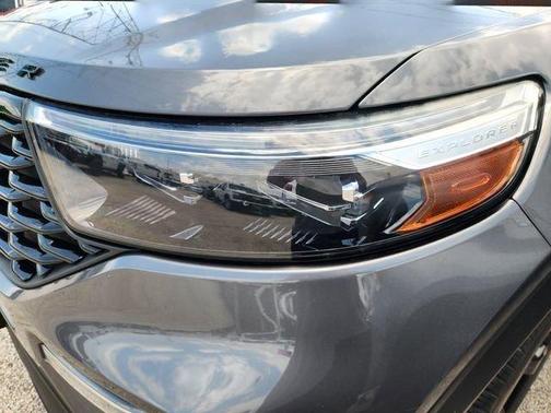Gray Metallic 2023 Ford Explorer ST-Line