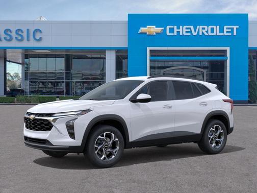 White 2026 Chevrolet Trax LT