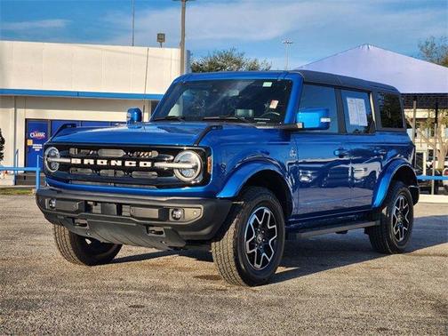2024 Ford Bronco Outer Banks