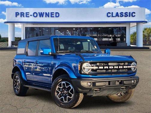 2024 Ford Bronco Outer Banks