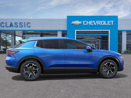 2026 Chevrolet Equinox EV LT 2