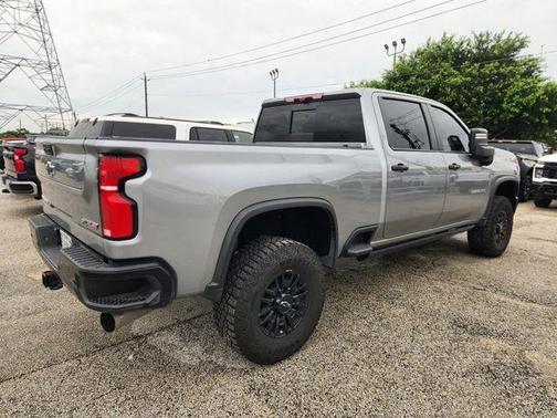 Sterling Gray Metallic 2025 Chevrolet Silverado 2500 ZR2