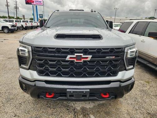 Sterling Gray Metallic 2025 Chevrolet Silverado 2500 ZR2
