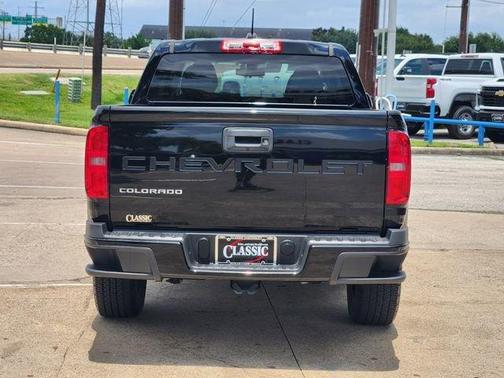 Black 2021 Chevrolet Colorado WT