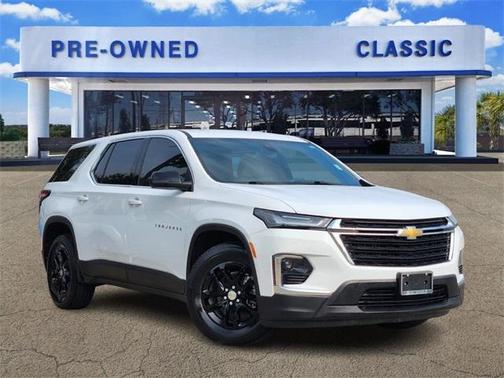 2023 Chevrolet Traverse LS