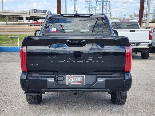 2024 Toyota Tundra Platinum