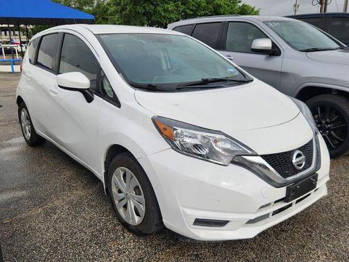 Aspen White 2018 Nissan Versa Note SV