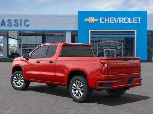 2025 Chevrolet Silverado 1500 Custom