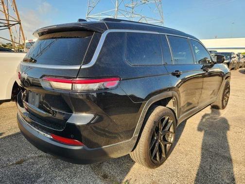 Diamond Black 2021 Jeep Grand Cherokee L Limited