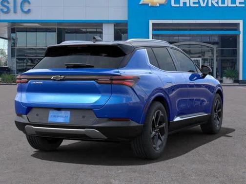 2025 Chevrolet Equinox EV LT 2