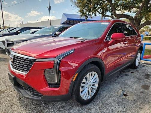 2024 Cadillac XT4 Luxury