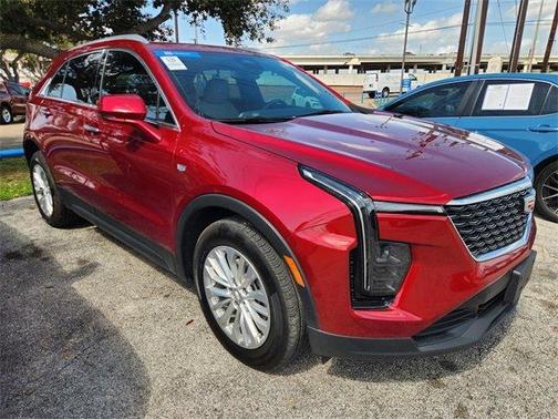 2024 Cadillac XT4 Luxury