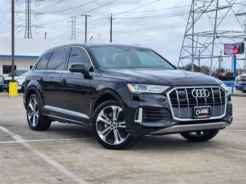 2020 Audi Q7 55 Premium Plus