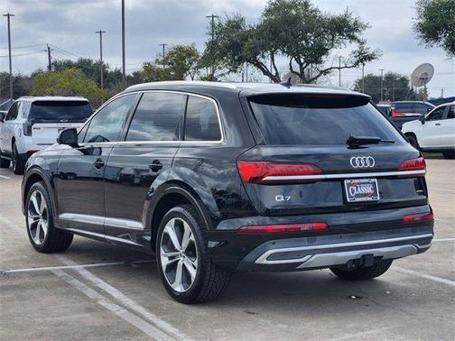 2020 Audi Q7 55 Premium Plus