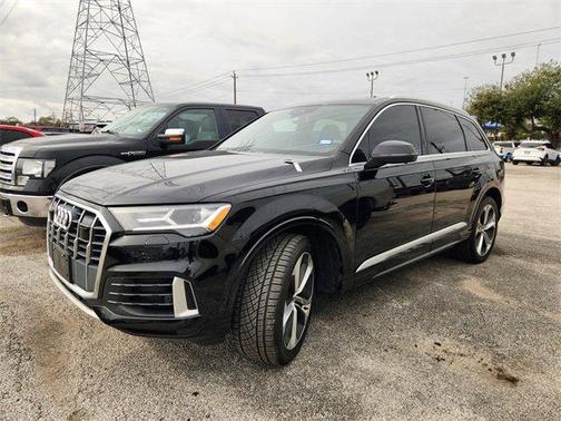 2020 Audi Q7 55 Premium Plus