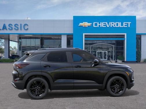 Black 2026 Chevrolet Trailblazer LT