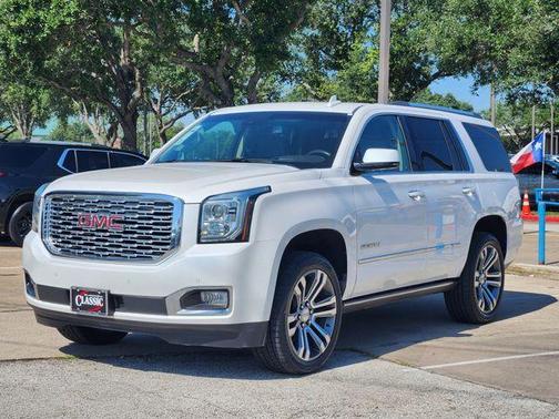 White Frost Tri-Coat 2018 GMC Yukon Denali