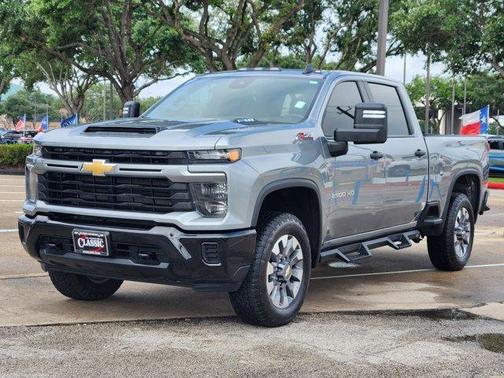 2024 Chevrolet Silverado 2500 Custom