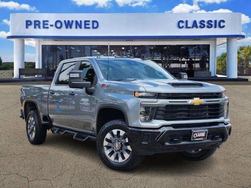2024 Chevrolet Silverado 2500 Custom