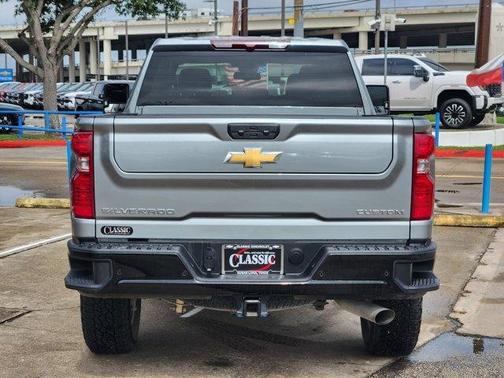 2024 Chevrolet Silverado 2500 Custom