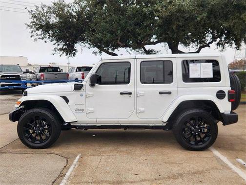 2024 Jeep Wrangler 4xe Sahara