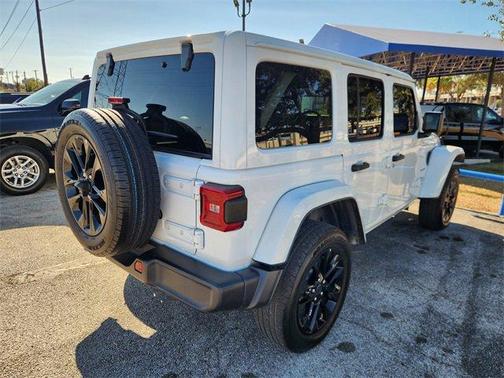 2024 Jeep Wrangler 4xe Sahara